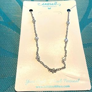 Simple silver clover chain